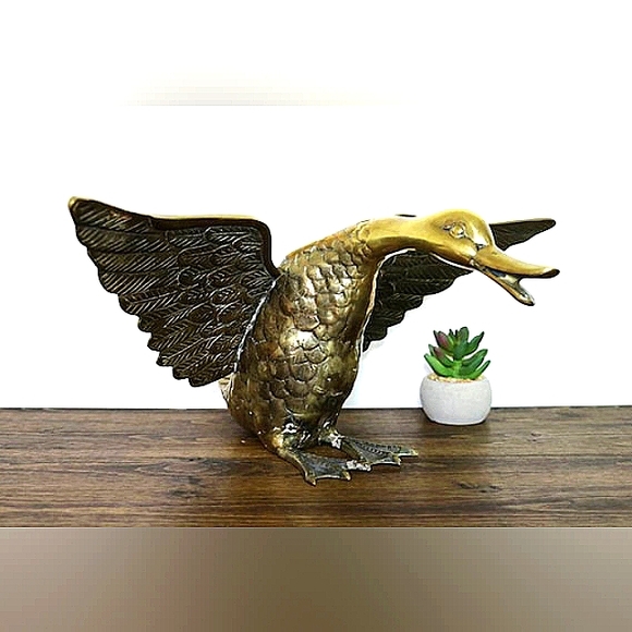 Brass Duck into Flight Large Sculpture RARE & HEAVY - Picture 4 of 17